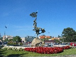 Monumentos e esculturas